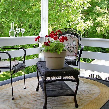 Glass Magnolia Bed & Breakfast Interlaken Εξωτερικό φωτογραφία
